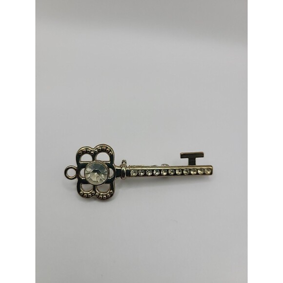 Vintage Rhinestone Key Brooch Gold Tone Skeleton Key Pin Crystals Elegant - Picture 1 of 11